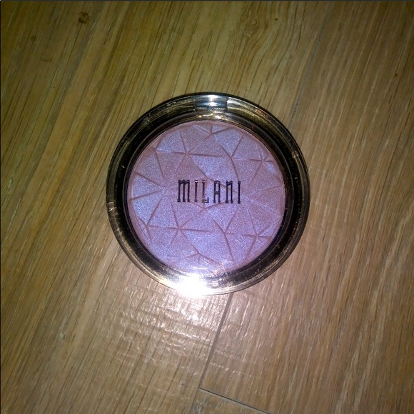 Sephora Other - Milani beaming light highlighter hypnotic lights